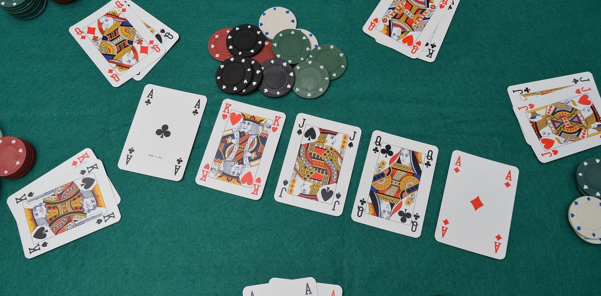 Cherry Casino کیسینو میں پوکر گیمز